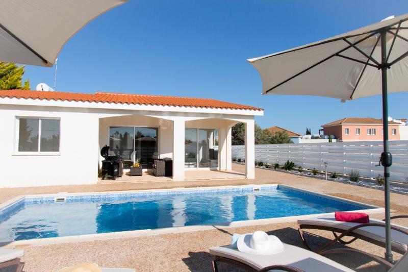 Bungalow Casa Bonita By Ezoria Villas Coral Bay Eksteriør billede